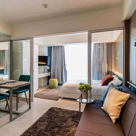 Azure Urban Beach Resort Manila By Radlett Экстерьер фото