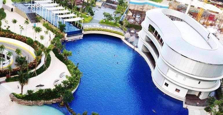 Azure Urban Beach Resort Manila By Radlett Экстерьер фото