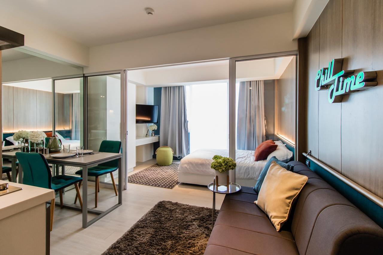 Azure Urban Beach Resort Manila By Radlett Экстерьер фото