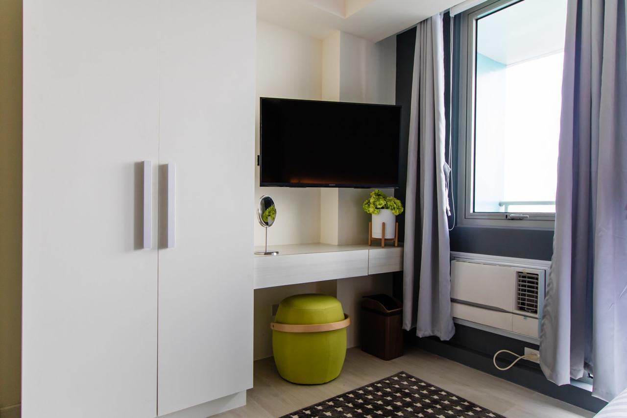 Azure Urban Beach Resort Manila By Radlett Экстерьер фото